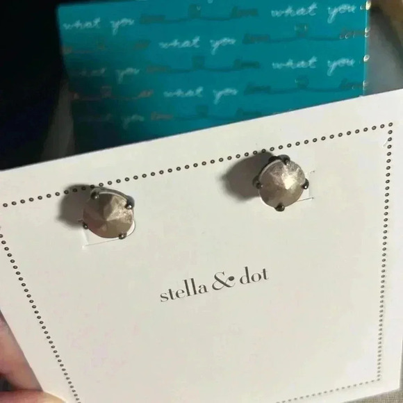 Stella & Dot Fringe Tassel Earrings - Picture 7 of 10